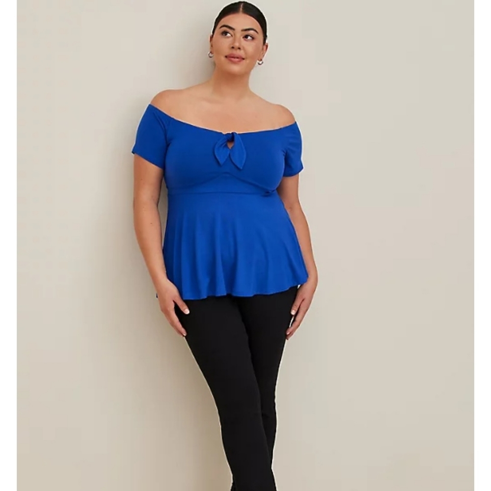 Torrid blue soft off the shoulder with front tie top size 3 NEW no tags